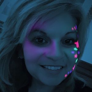 Meet your Posher, Elida